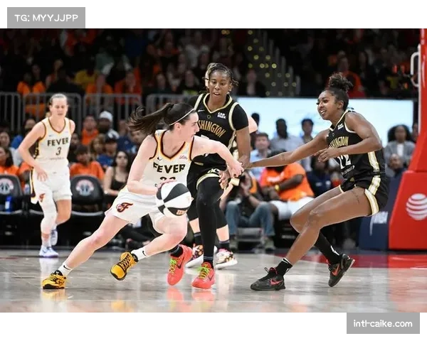 教育合作：WNBA球员参与线上课程，向青少年讲解篮球基础防守站位原则